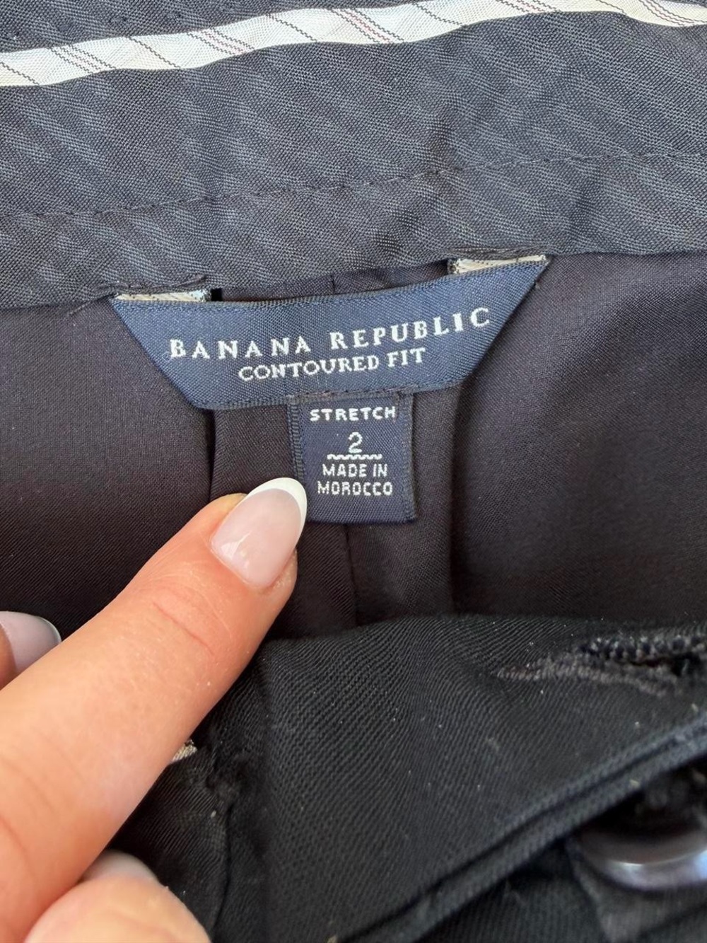 Banana Republic black low rise contoured fit slacks trousers Size 2 #formalwear - Picture 4 of 7
